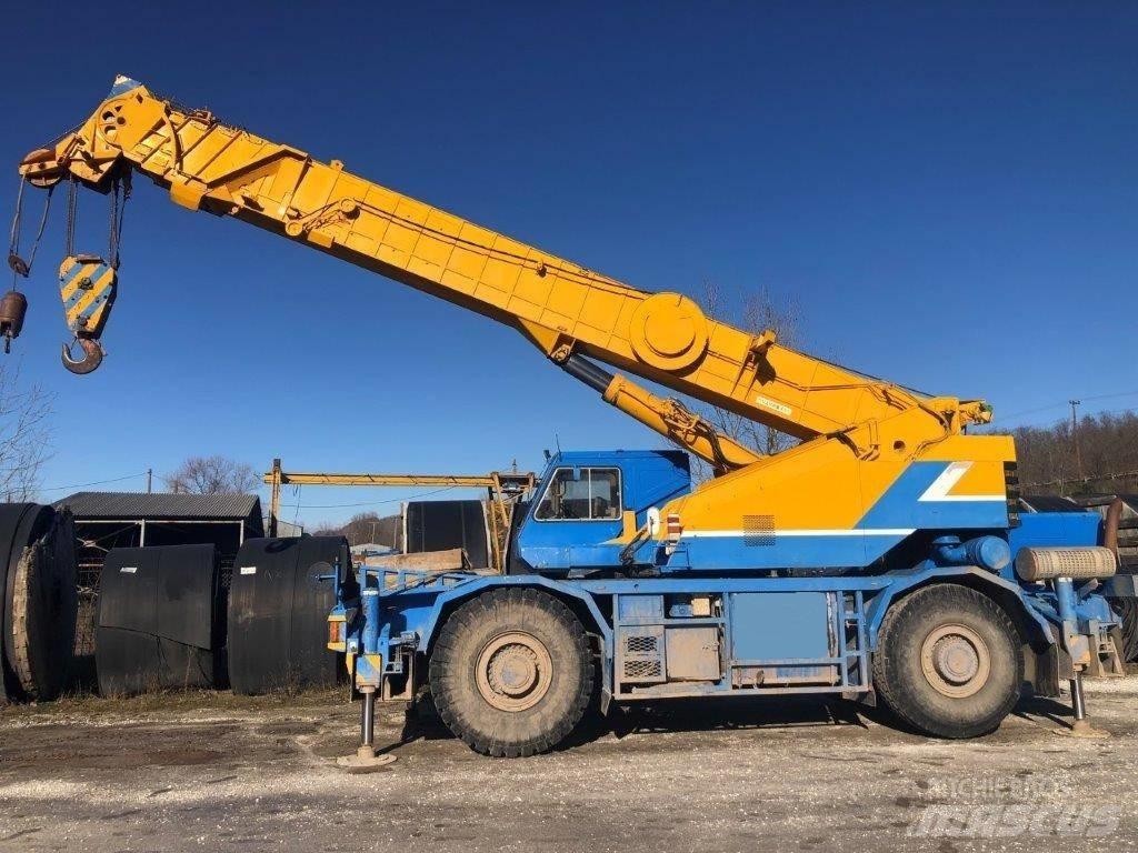 Kobelco RK 450 Mobil daruk