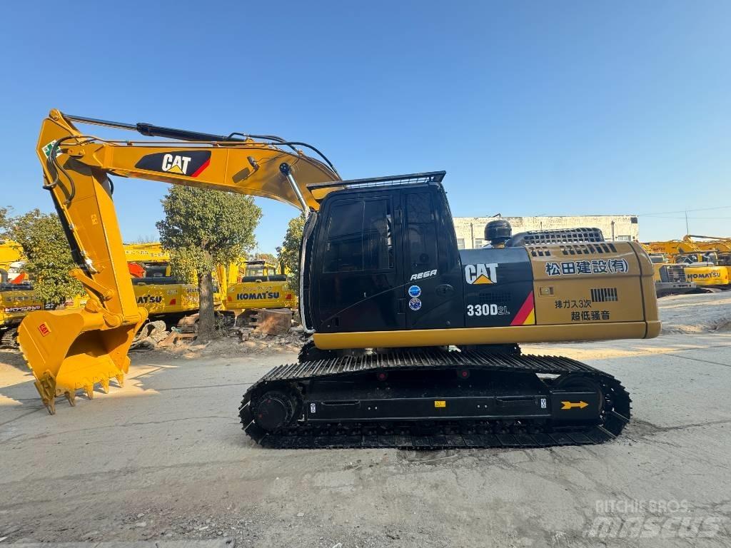CAT 330D2L Lánctalpas kotrók