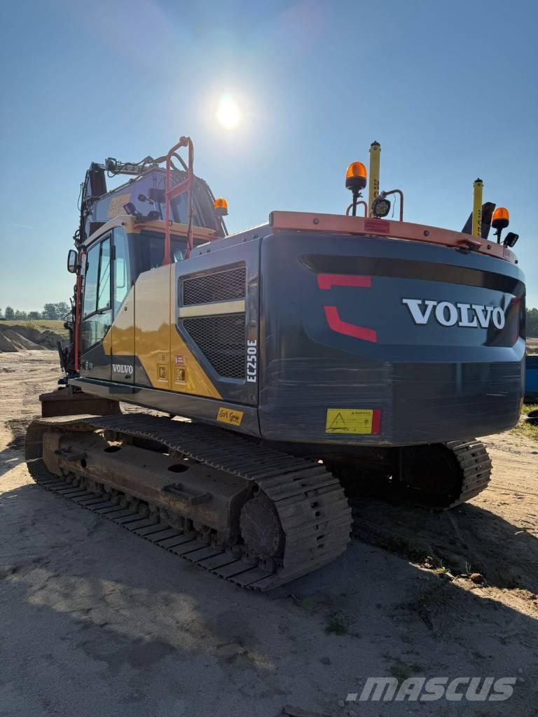 Volvo EC 250 EL Lánctalpas kotrók
