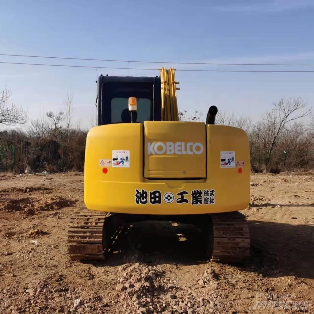 Kobelco SK75-8 Közepes (midi) kotrók 7 t - 12 t