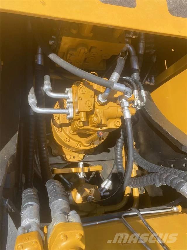 Sany SY215C Lánctalpas kotrók