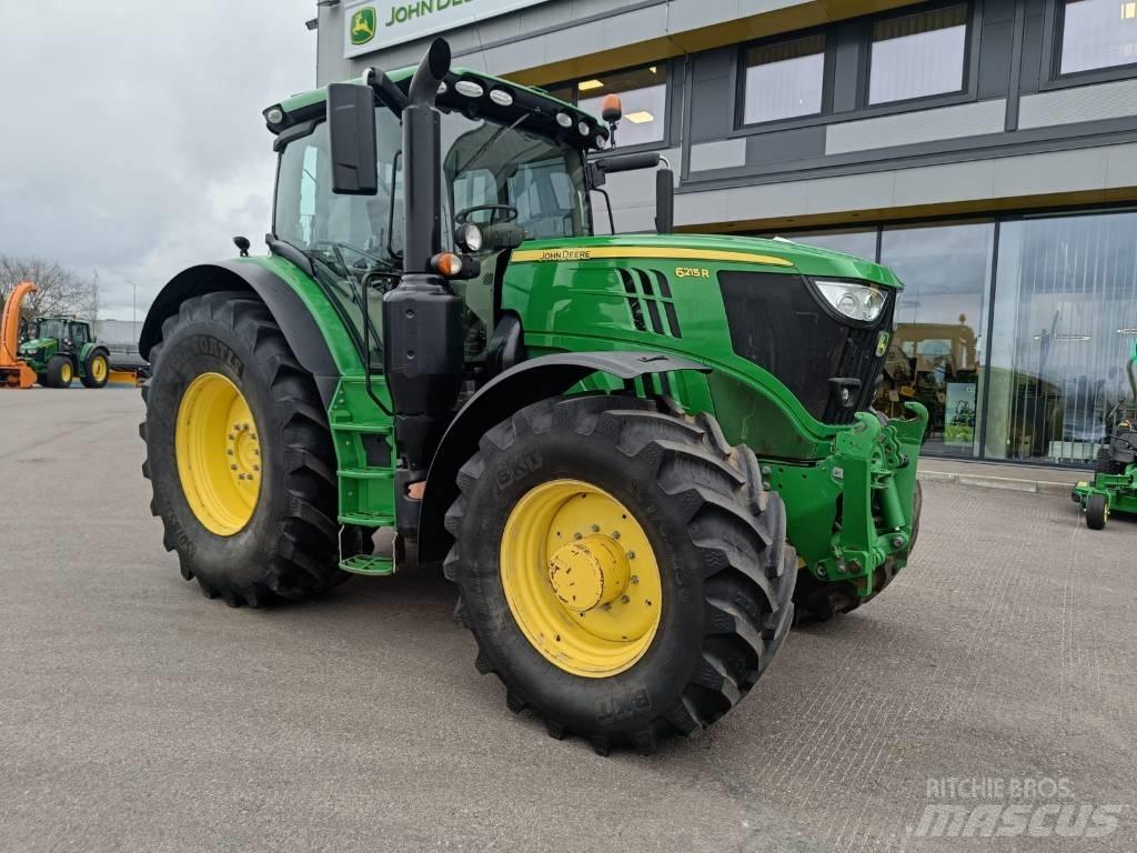 John Deere 6215 R Traktorok