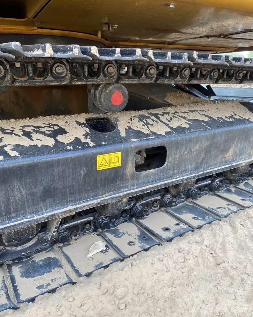 CAT 307 D Lánctalpas kotrók