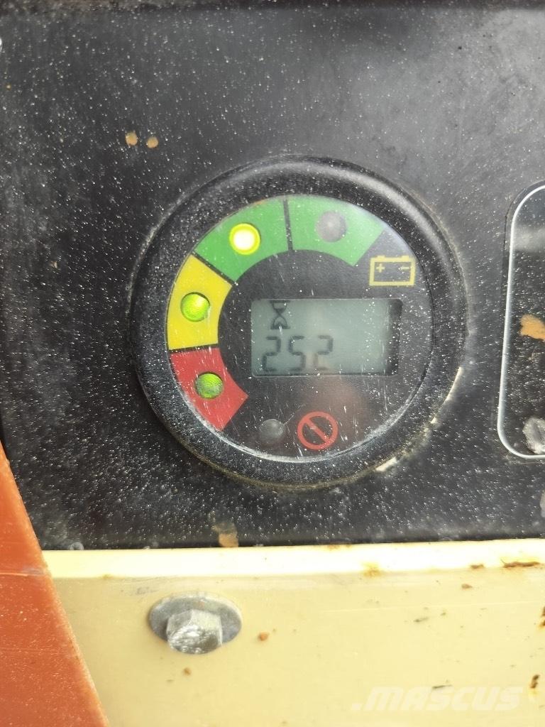 JLG 6 RS Ollós emelők