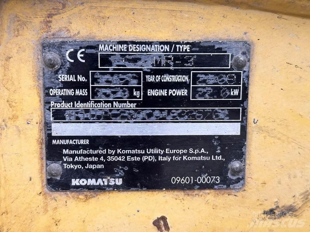Komatsu PC30 Mini kotrók < 7t