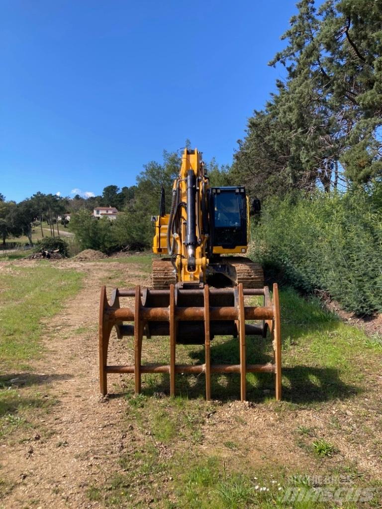 JCB JS 220 X Lánctalpas kotrók