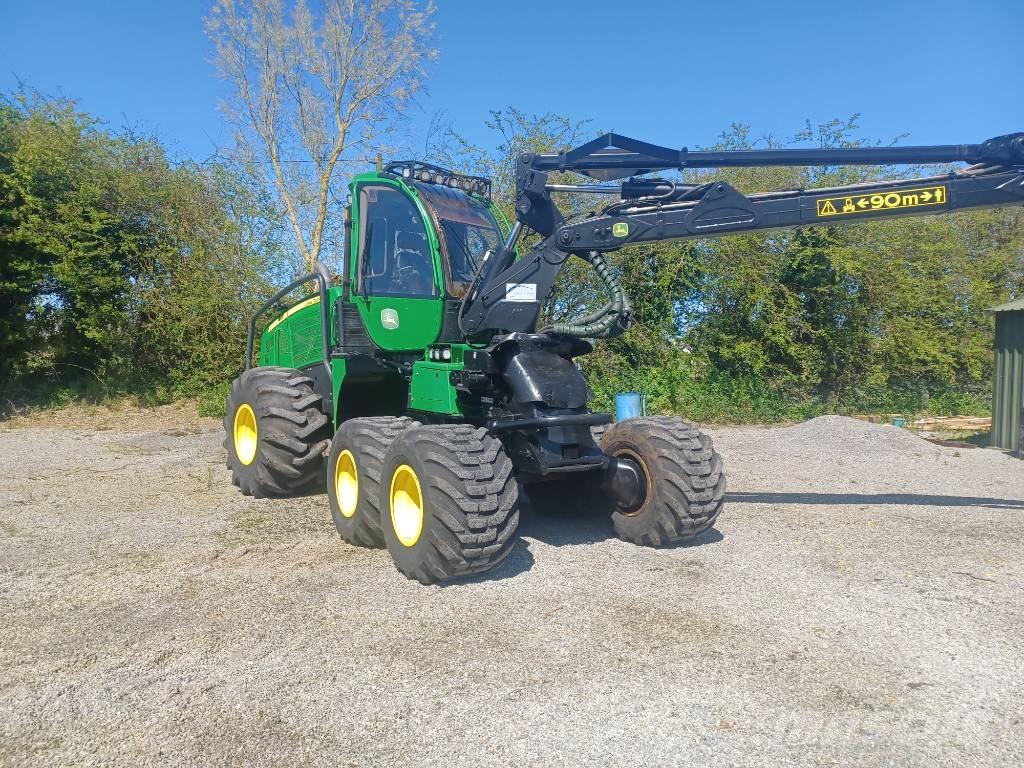 John Deere 1070e Betakarítók