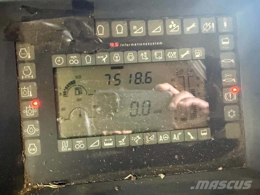 CLAAS Jaguar 900 Kombájnok