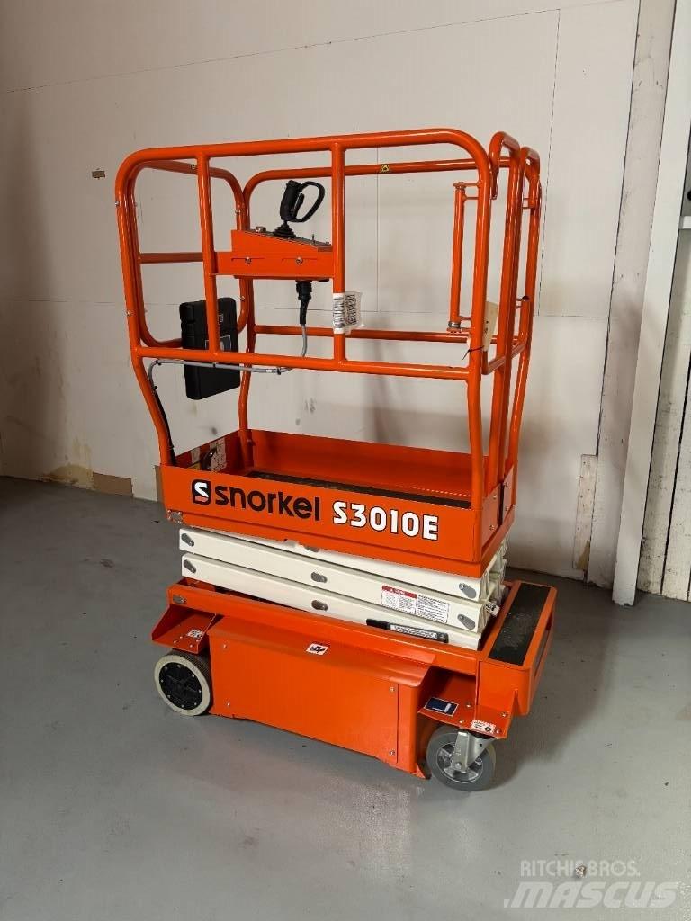 Snorkel S3010E Ollós emelők