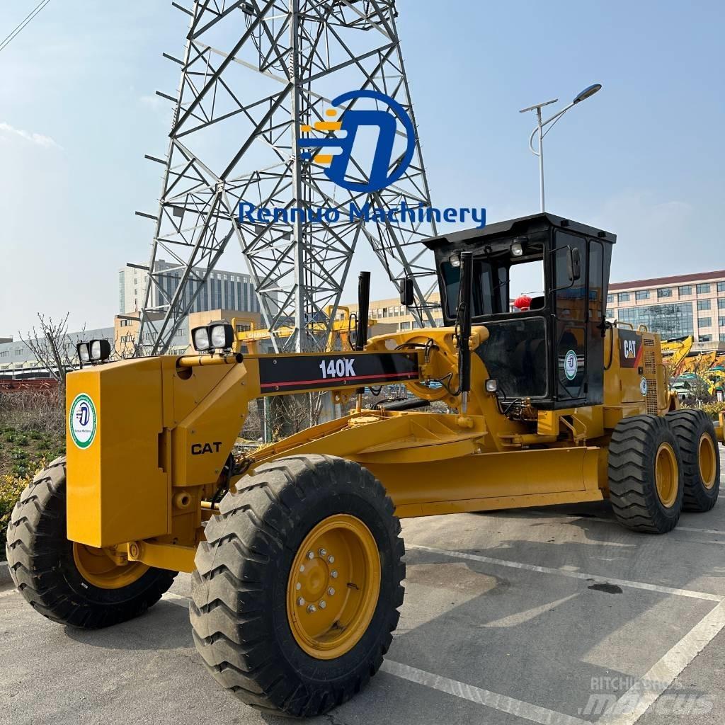 CAT 140K Gréderek
