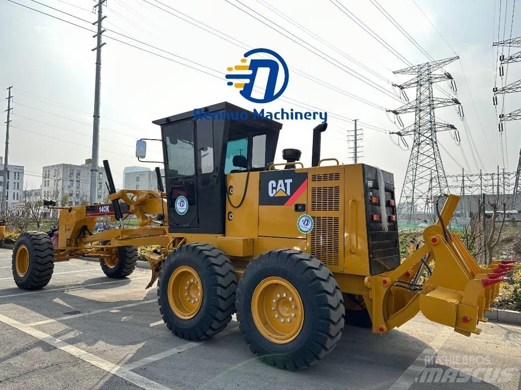 CAT 140K Gréderek