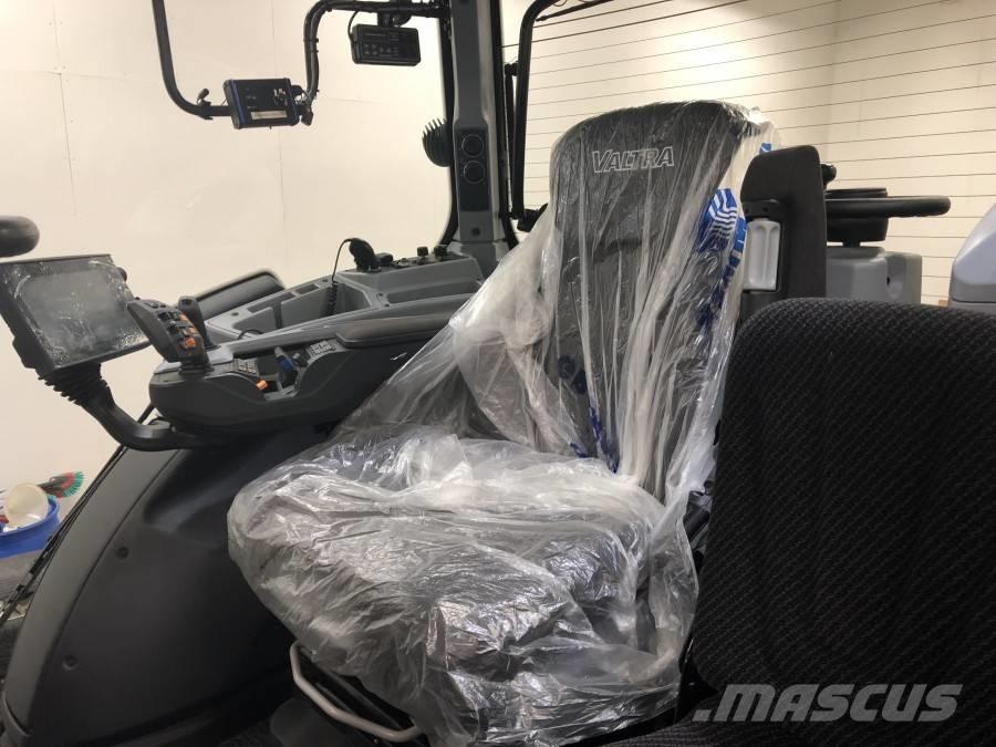 Valtra T 234 Traktorok