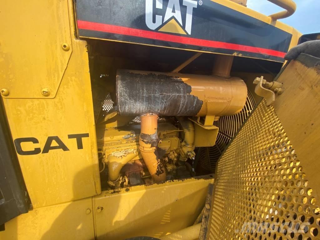 CAT D6R lánctalpas dózerek