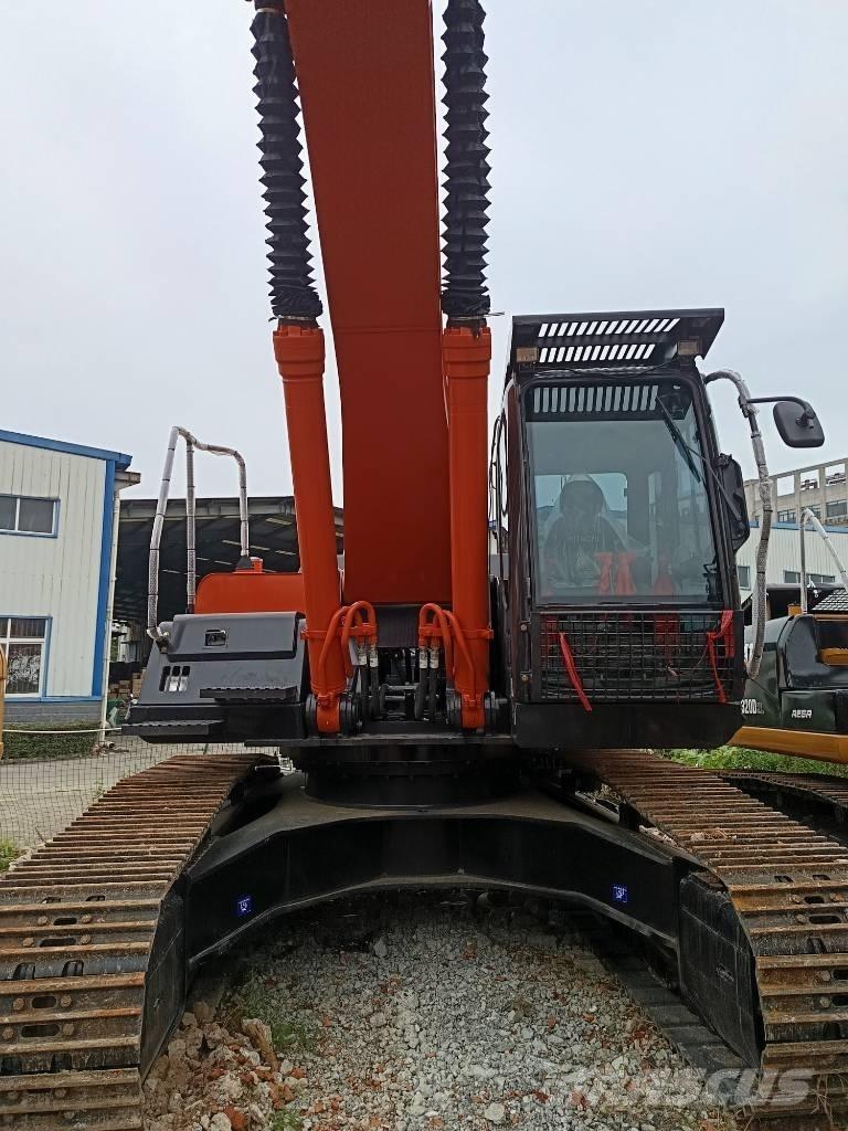 Hitachi ZX 350 H Lánctalpas kotrók