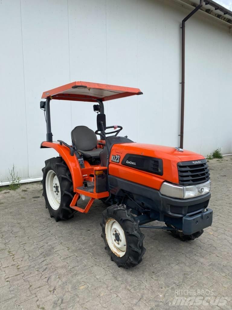 Kubota KL23 Kompakt traktorok