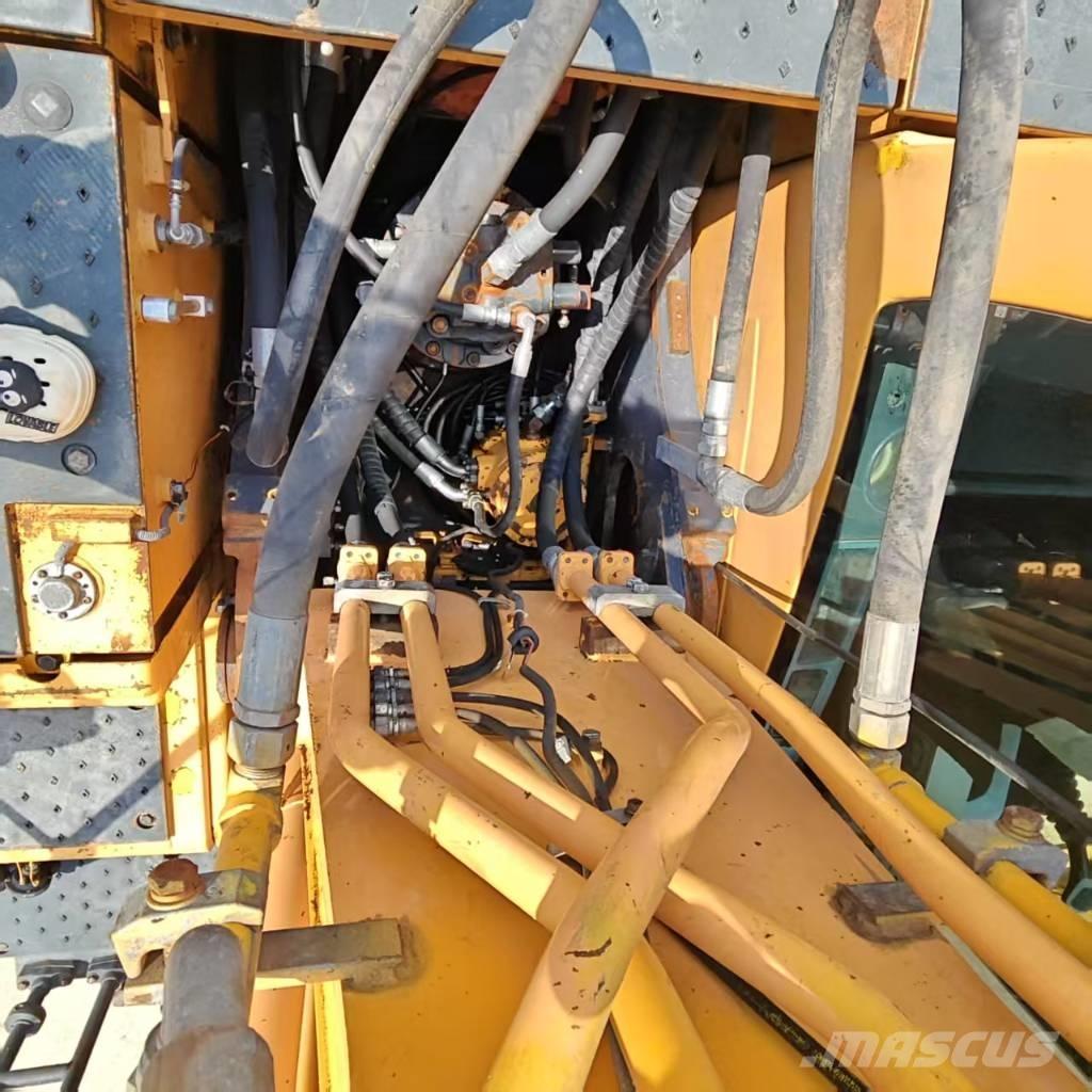 Hyundai R210W-9 Gumikerekes kotrók