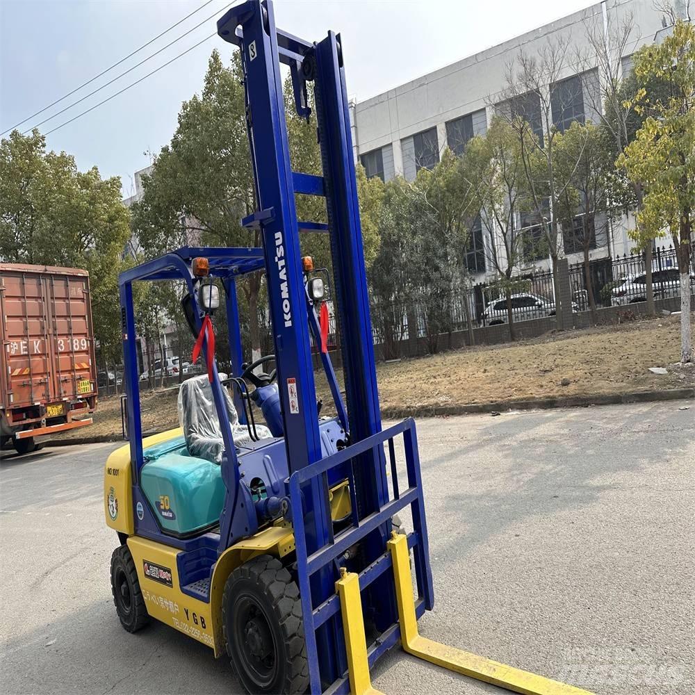 Komatsu FD30-14 Dízel targoncák