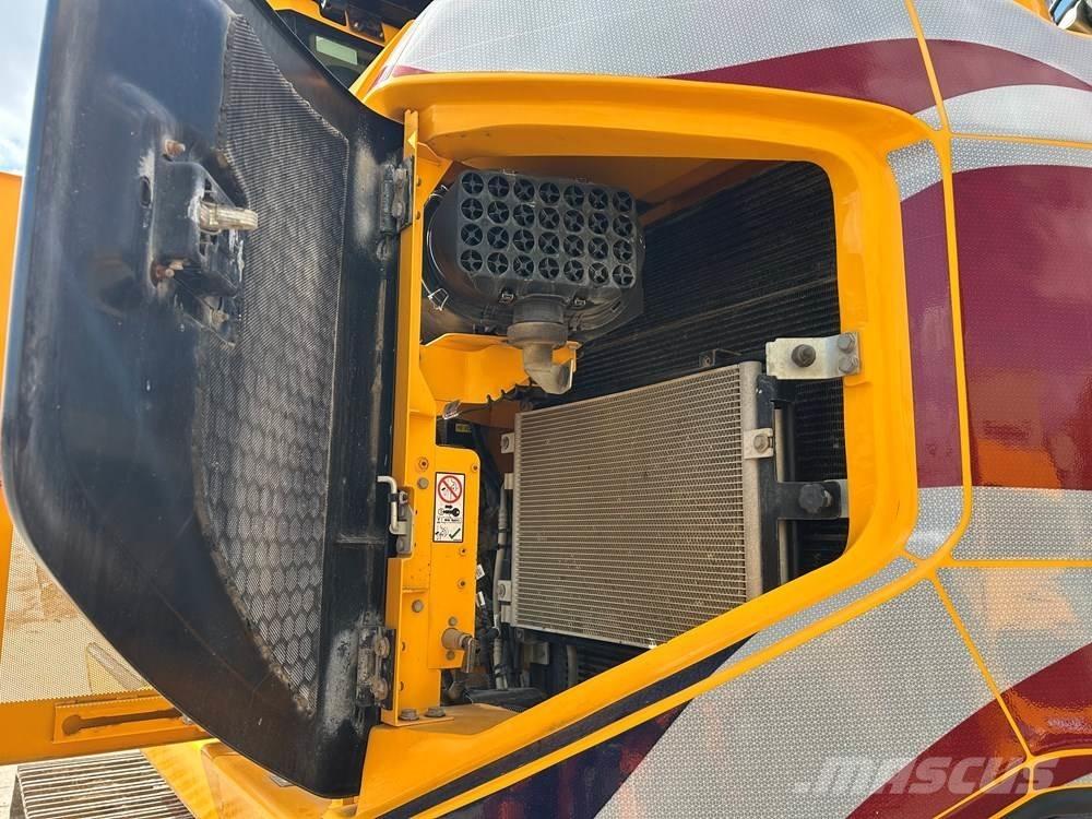 JCB 245XR Lánctalpas kotrók