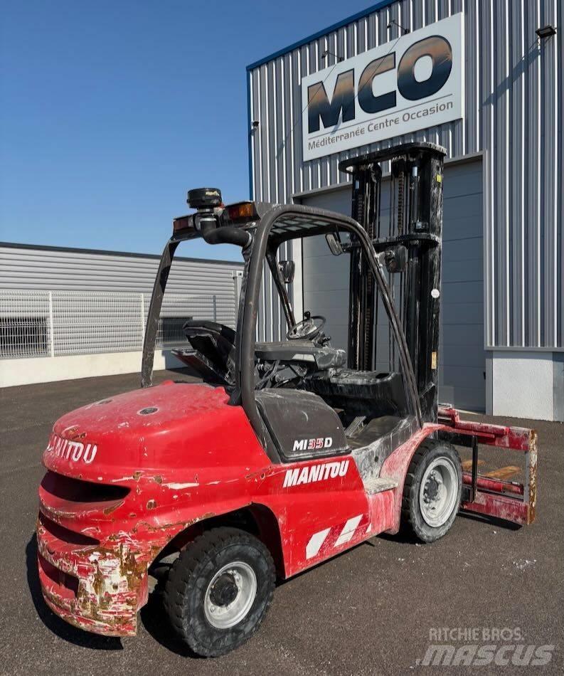 Manitou MI 35 D Dízel targoncák
