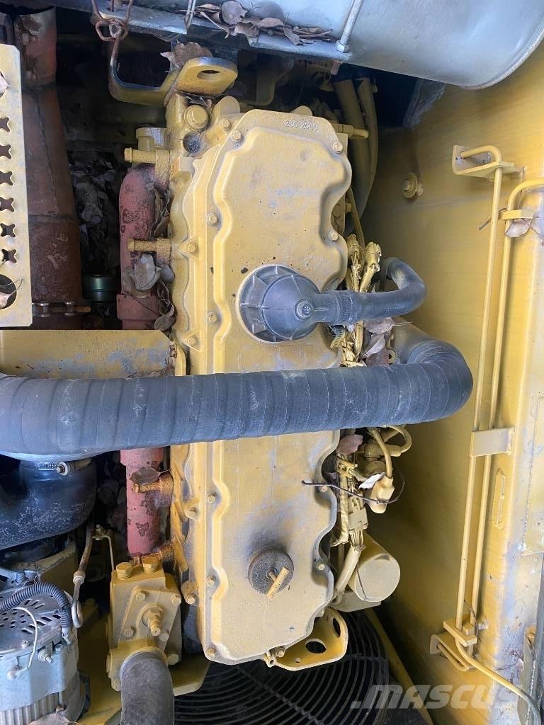 CAT 325 C Lánctalpas kotrók