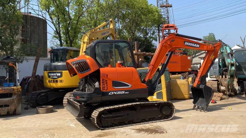 Doosan DX 55 Mini kotrók < 7t