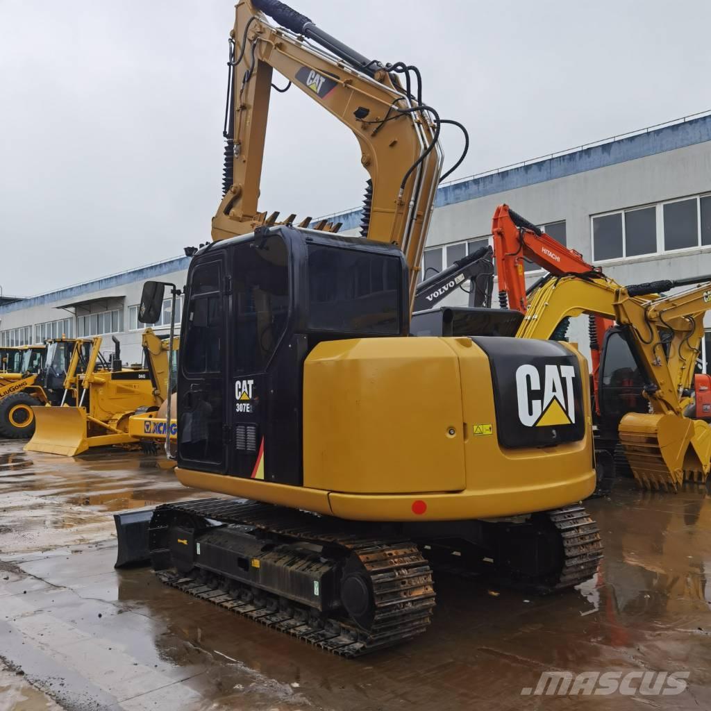 CAT 307E2 Mini kotrók < 7t