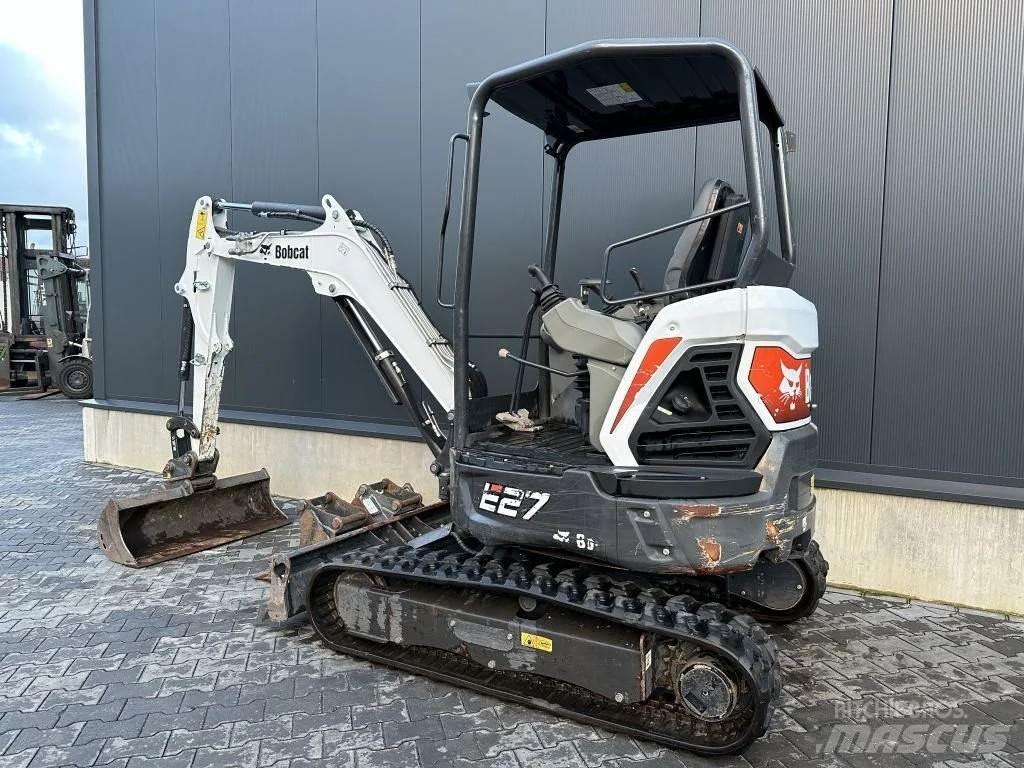 Bobcat E27 Mini kotrók < 7t
