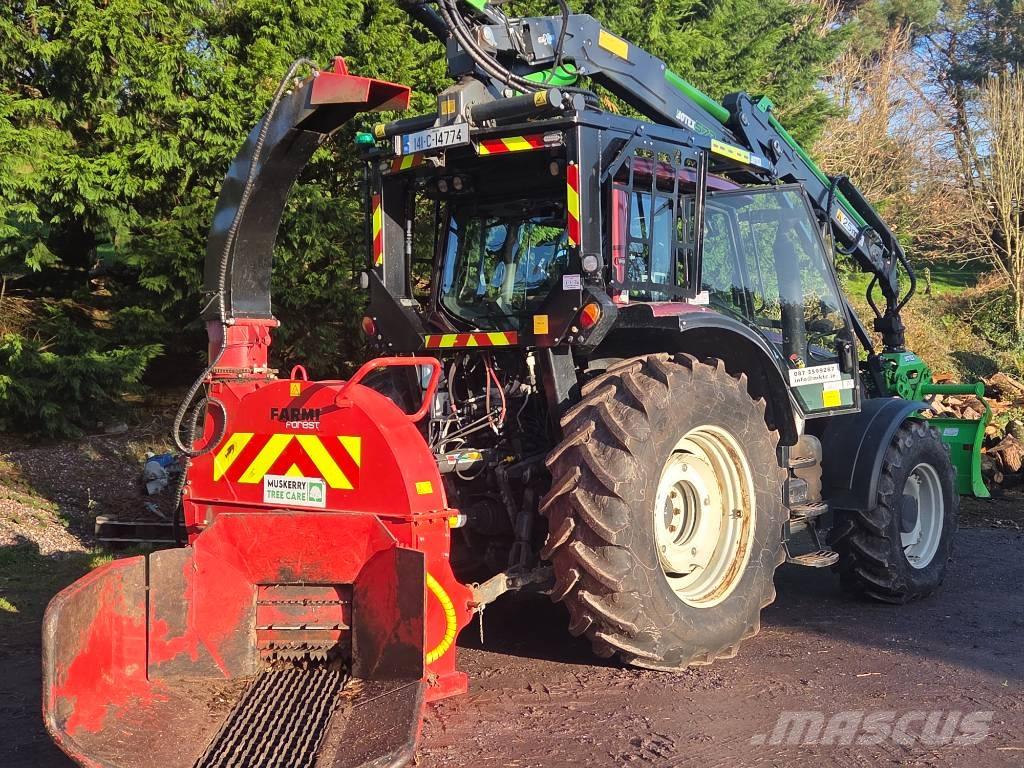 Valtra T 163 Erdészeti traktorok