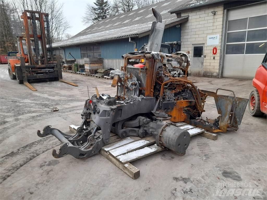 Valtra S374 Traktorok