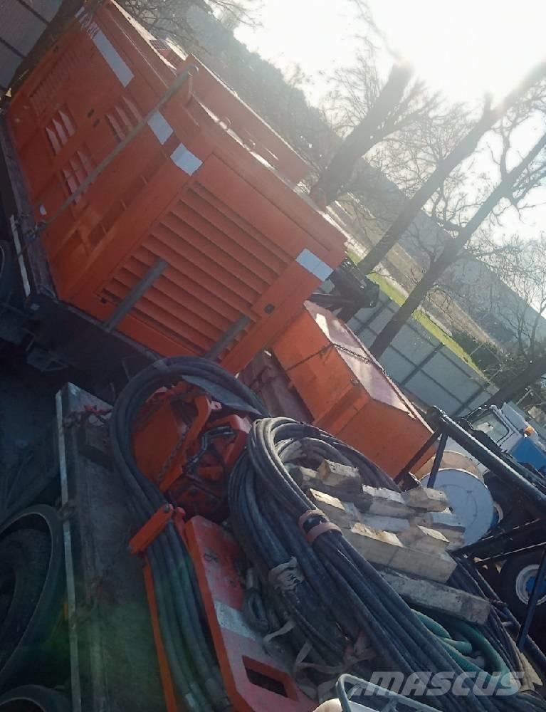  PTC 32HFV Vibrátoros cölöpverő