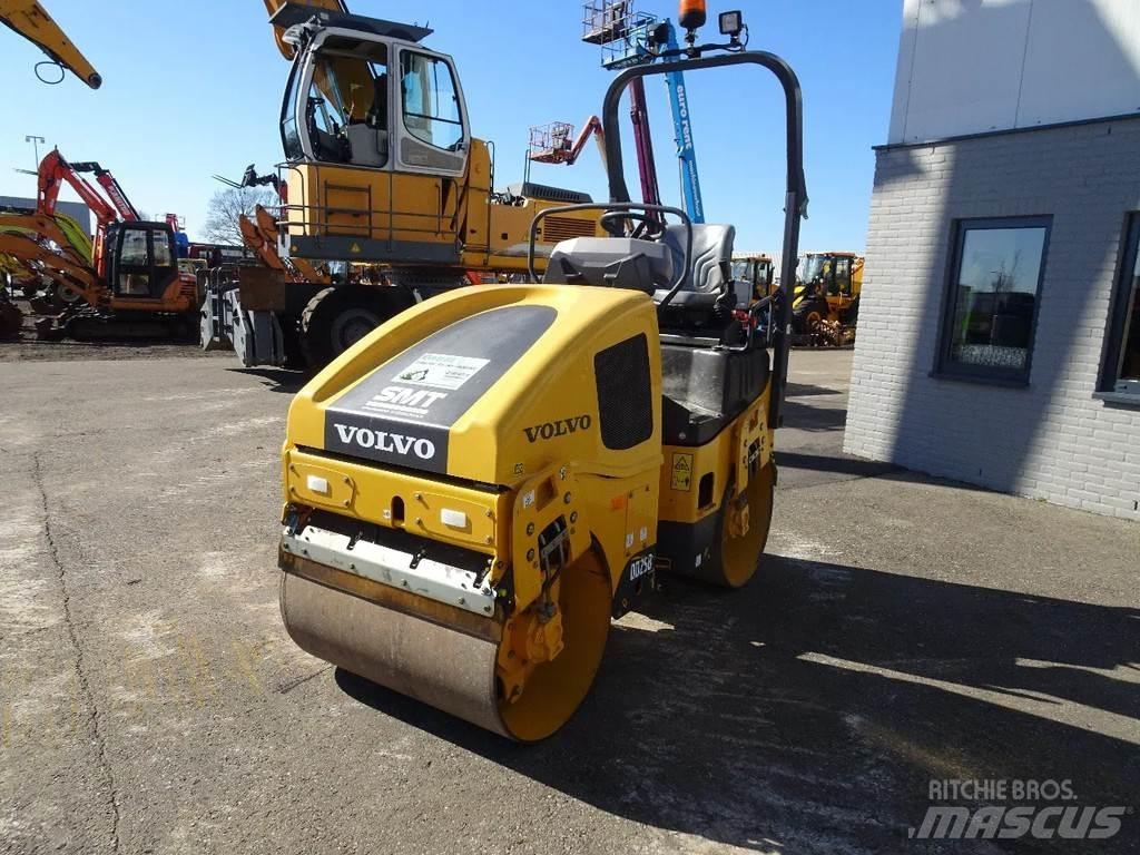 Volvo DD25B Ikerdobos hengerek