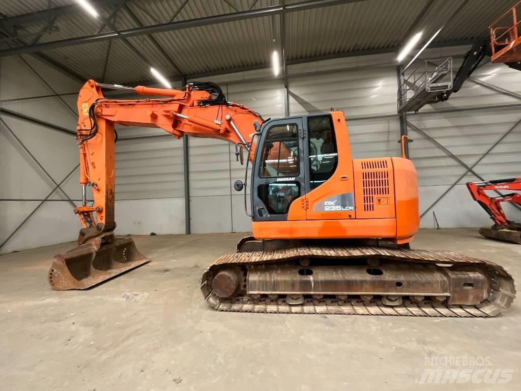 Doosan DX 235 LCR Lánctalpas kotrók