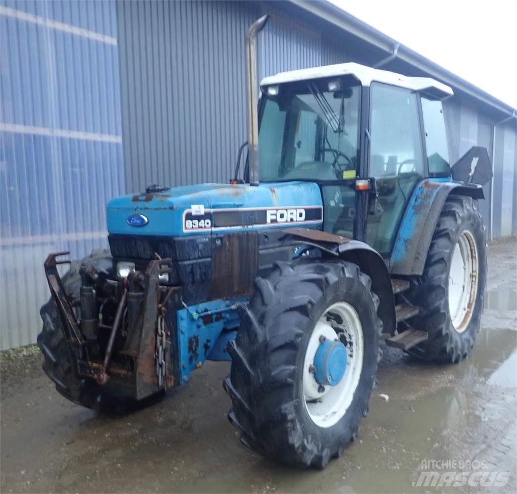 New Holland 8340 Traktorok
