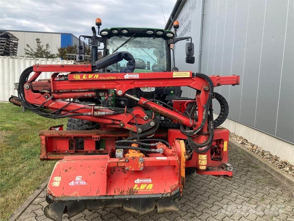 John Deere 6110R Traktorok