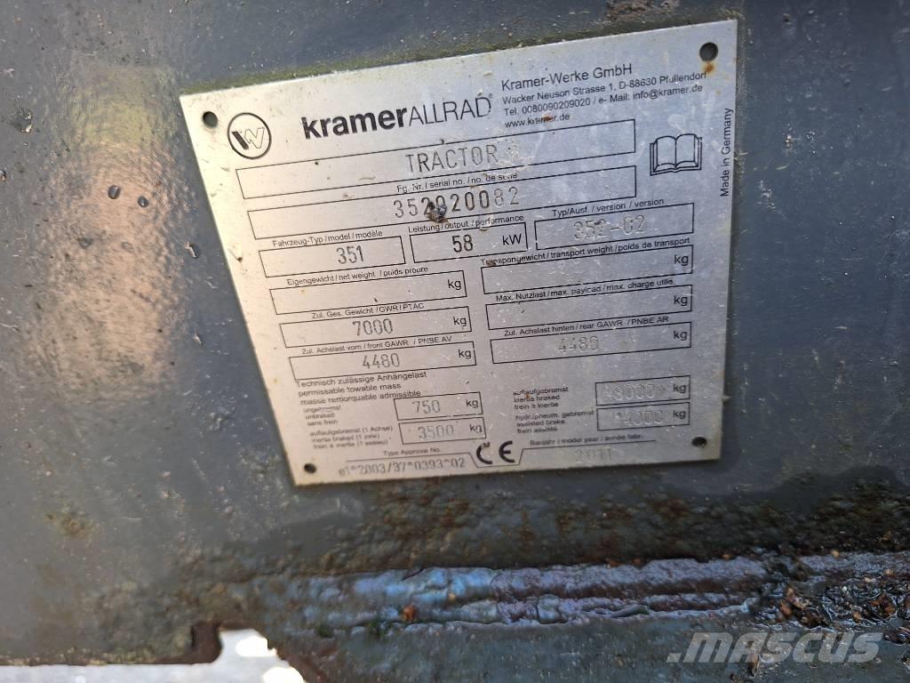 Kramer-allrad 780 Gumikerekes homlokrakodók