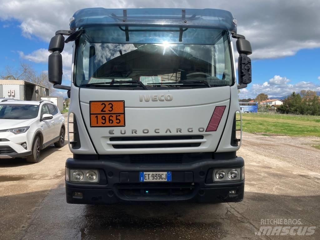 Iveco 135E25 Tartályos teherautók