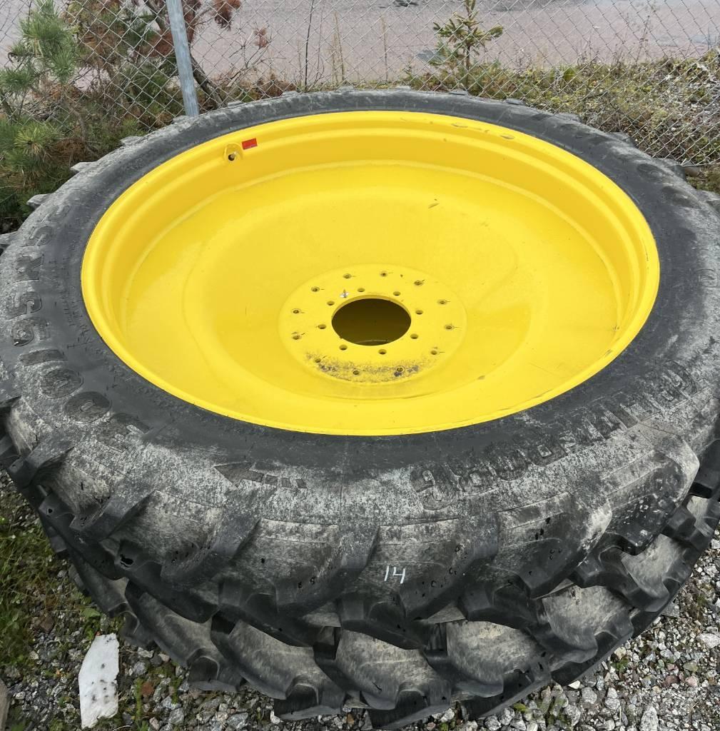 Trelleborg 300/95R52 Gumiabroncsok, kerekek és felnik