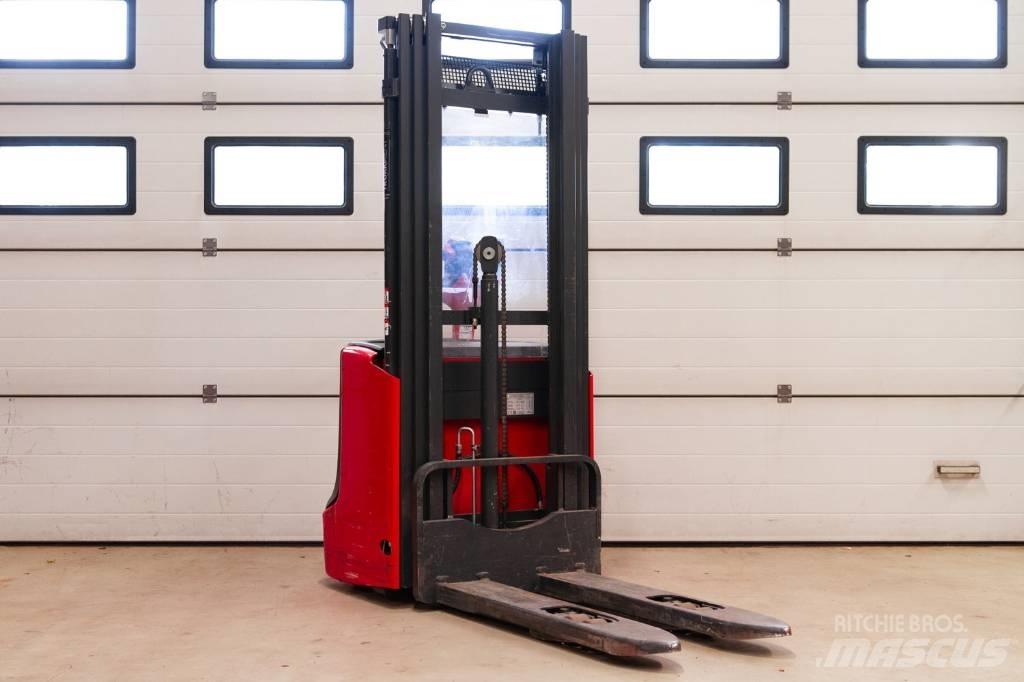 Linde L 12 Gyalogkíséretű targonca