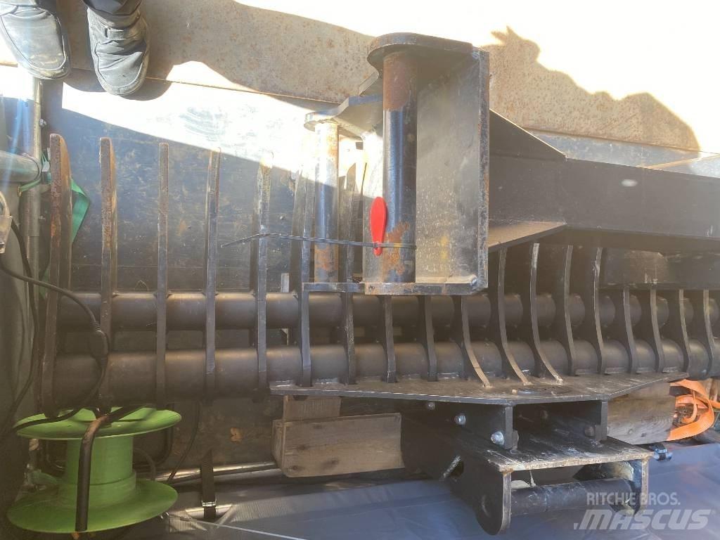 Takeuchi TB 260 Mini kotrók < 7t