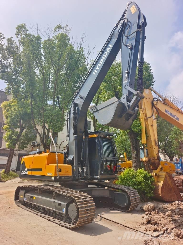 Hyundai HX 220 HD Lánctalpas kotrók
