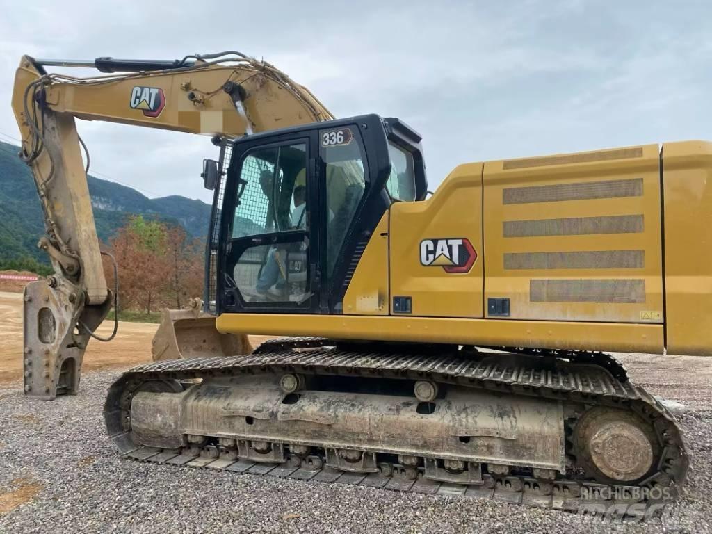 CAT 330 GC Lánctalpas kotrók