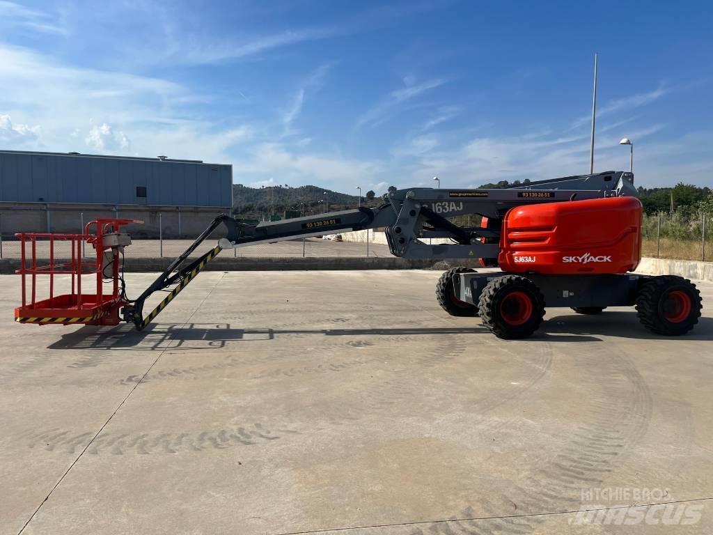 SkyJack SJ 63 AJ Karos emelők