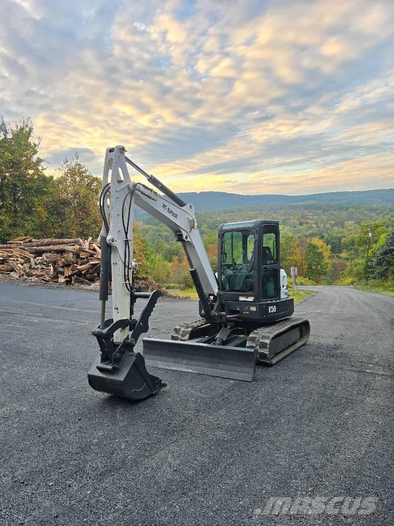 Bobcat E50 Mini kotrók < 7t