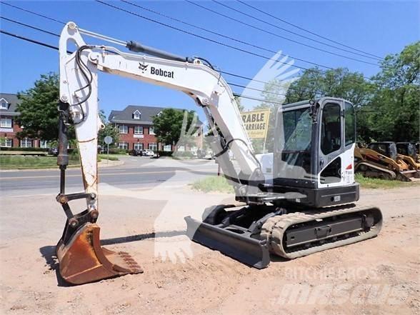 Bobcat E85 Lánctalpas kotrók