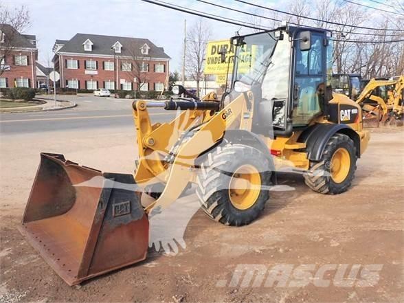CAT 908H2 Gumikerekes homlokrakodók