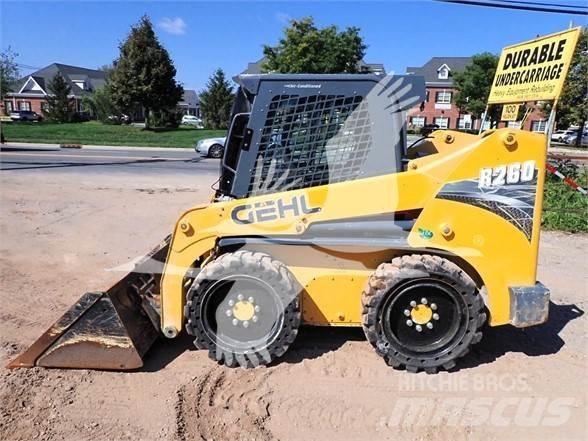 Gehl R260 Kompaktrakodók