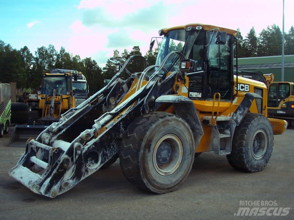 JCB 436 Wastemaster Gumikerekes homlokrakodók