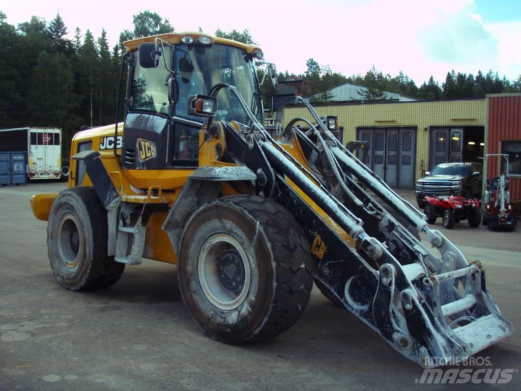 JCB 436 Wastemaster Gumikerekes homlokrakodók