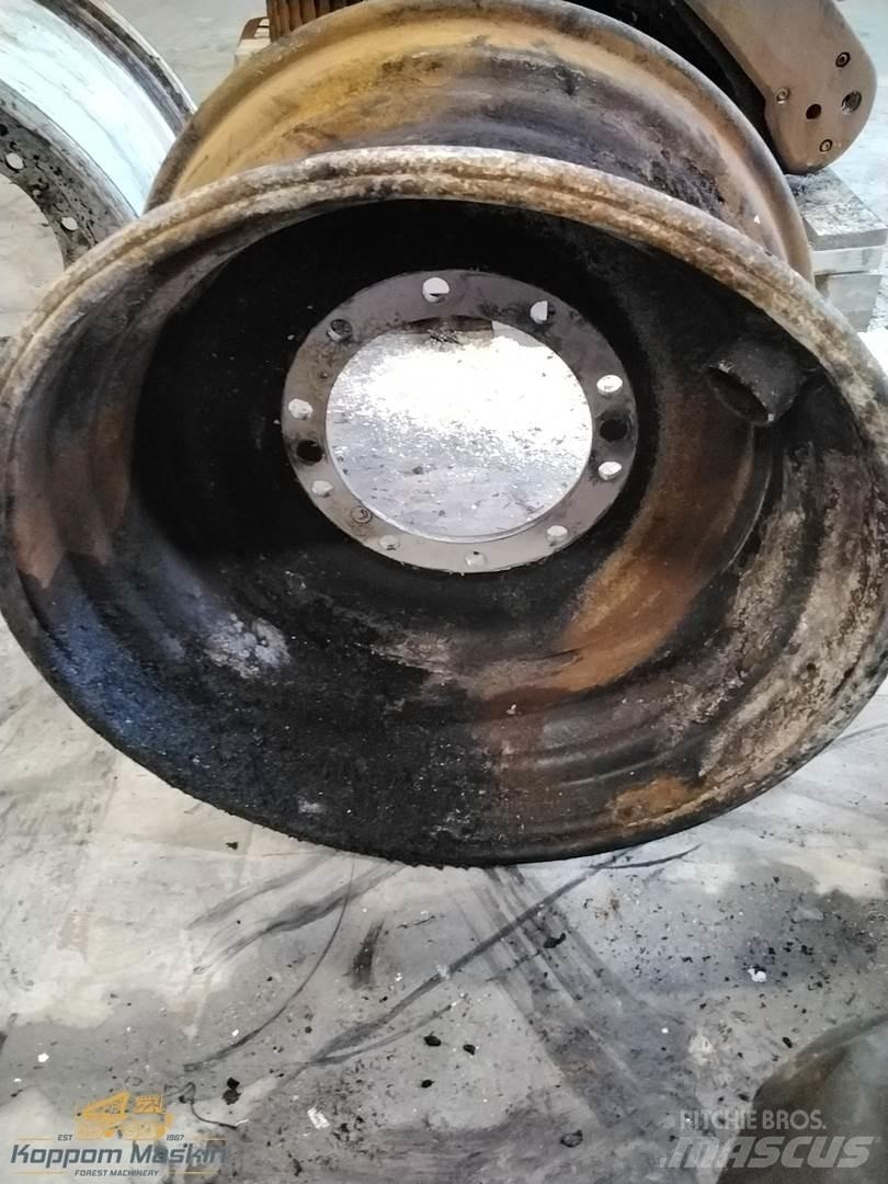 Sampo Hr46x 15x28 Gumiabroncsok, kerekek és felnik