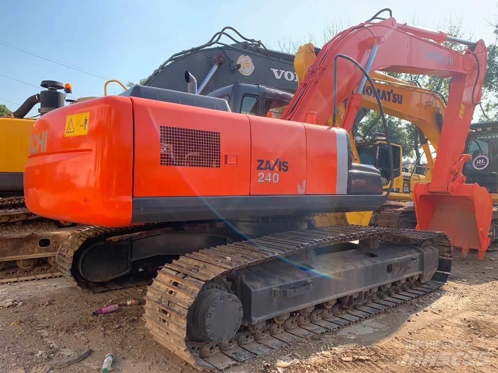 Hitachi Zaxis 240 Lánctalpas kotrók